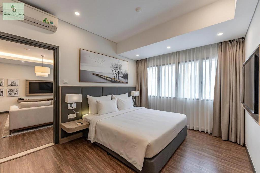 Landmark 81 Legacy Garden Apartment