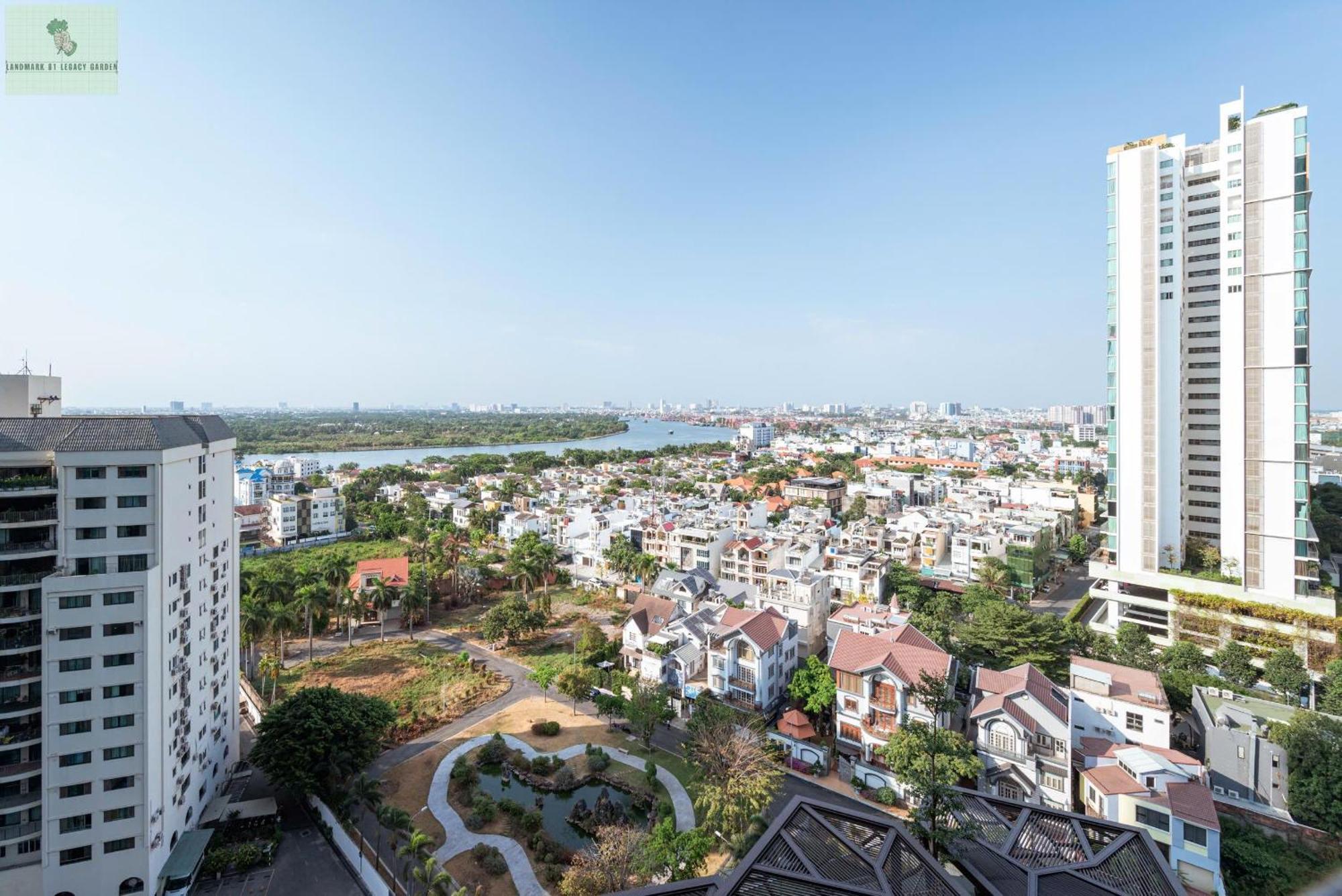 Landmark 81 Legacy Garden *